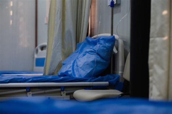 为什么现在新冠不死人了，为什么有人得了新冠突然死亡