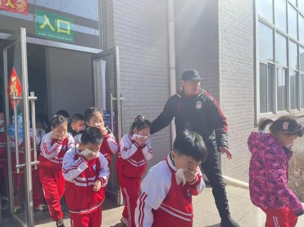 鲅鱼圈初中小学停课了吗，鲅鱼圈区教育局
